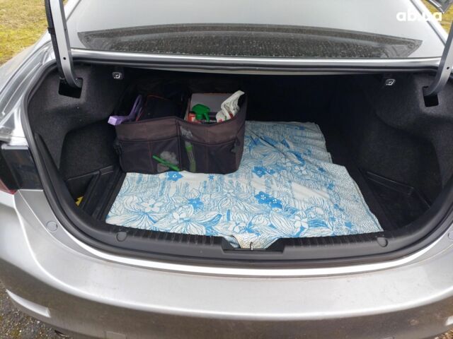 Серый Мазда 6, объемом двигателя 2.5 л и пробегом 175 тыс. км за 12500 $, фото 2 на Automoto.ua