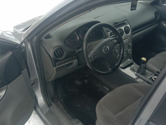 Сірий Мазда 6, об'ємом двигуна 2 л та пробігом 3 тис. км за 3500 $, фото 4 на Automoto.ua