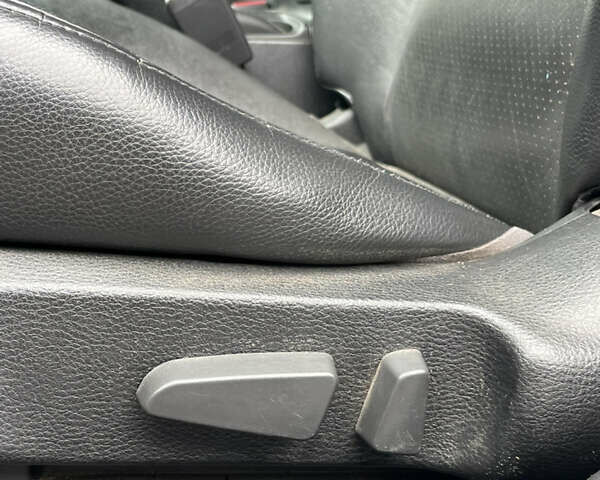 Серый Мазда 6, объемом двигателя 2 л и пробегом 320 тыс. км за 3300 $, фото 16 на Automoto.ua