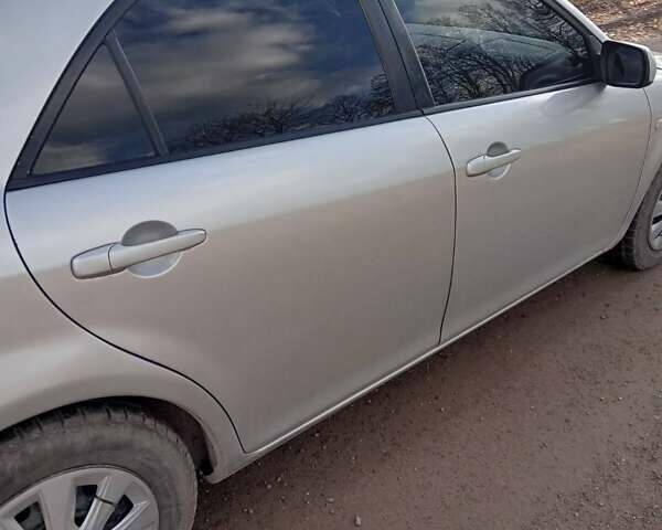Серый Мазда 6, объемом двигателя 2 л и пробегом 250 тыс. км за 3600 $, фото 3 на Automoto.ua