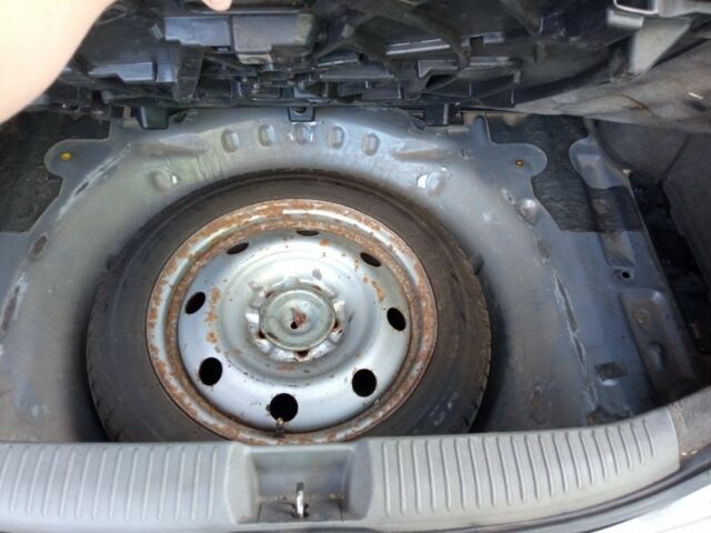 Серый Мазда 6, объемом двигателя 2 л и пробегом 200 тыс. км за 3899 $, фото 2 на Automoto.ua