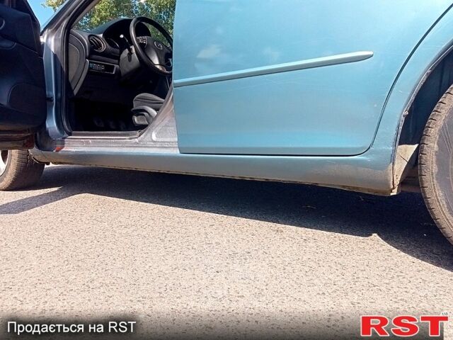 Серый Мазда 6, объемом двигателя 2.3 л и пробегом 280 тыс. км за 2600 $, фото 2 на Automoto.ua