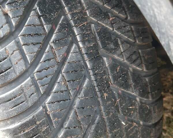 Серый Мазда 6, объемом двигателя 2 л и пробегом 348 тыс. км за 4250 $, фото 24 на Automoto.ua