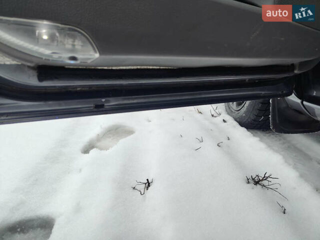 Серый Мазда 6, объемом двигателя 2 л и пробегом 200 тыс. км за 3800 $, фото 7 на Automoto.ua