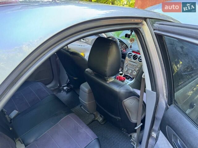 Сірий Мазда 6, об'ємом двигуна 1.8 л та пробігом 245 тис. км за 3600 $, фото 11 на Automoto.ua