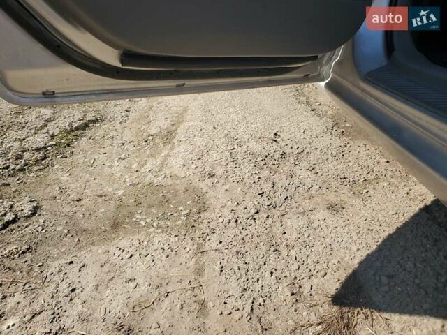 Серый Мазда 6, объемом двигателя 2 л и пробегом 250 тыс. км за 3600 $, фото 13 на Automoto.ua