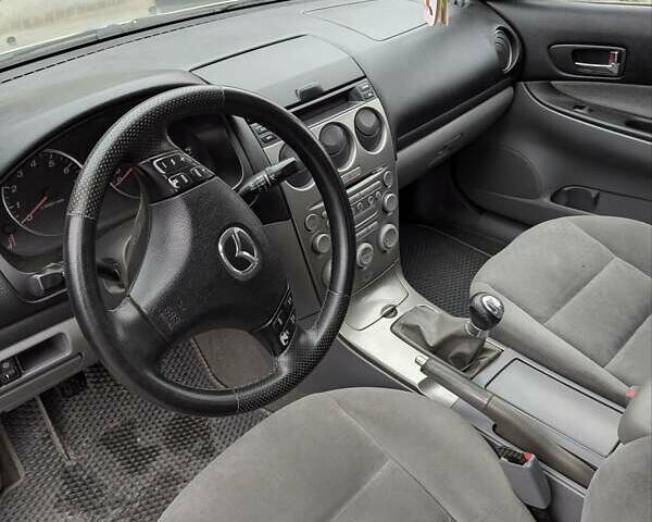 Сірий Мазда 6, об'ємом двигуна 2 л та пробігом 250 тис. км за 3600 $, фото 2 на Automoto.ua