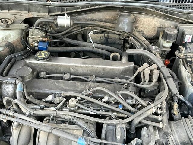 Сірий Мазда 6, об'ємом двигуна 2 л та пробігом 248 тис. км за 4000 $, фото 7 на Automoto.ua
