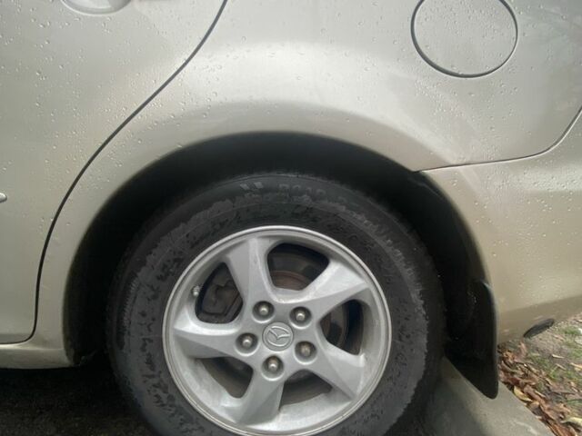 Сірий Мазда 6, об'ємом двигуна 2 л та пробігом 337 тис. км за 4150 $, фото 9 на Automoto.ua