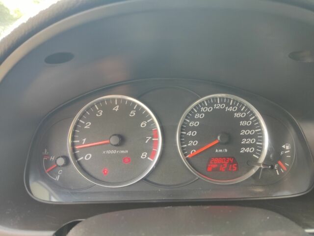 Серый Мазда 6, объемом двигателя 2 л и пробегом 288 тыс. км за 4300 $, фото 5 на Automoto.ua