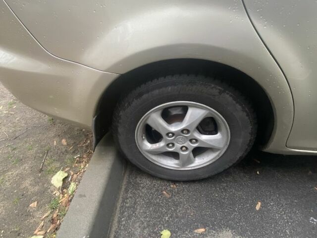 Сірий Мазда 6, об'ємом двигуна 2 л та пробігом 337 тис. км за 4150 $, фото 10 на Automoto.ua