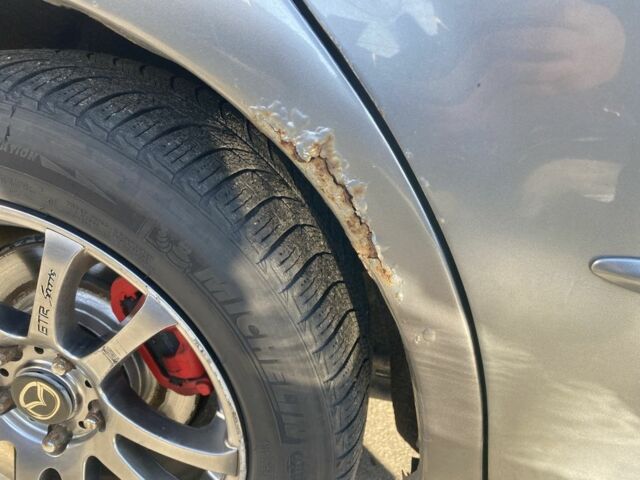 Серый Мазда 6, объемом двигателя 2 л и пробегом 320 тыс. км за 2450 $, фото 5 на Automoto.ua