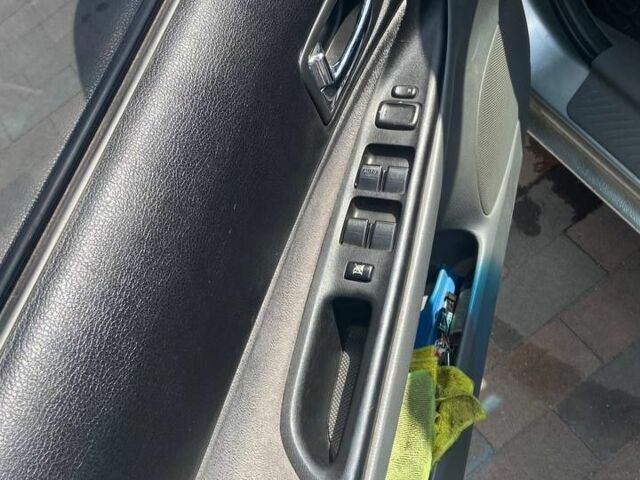 Серый Мазда 6, объемом двигателя 2 л и пробегом 273 тыс. км за 3500 $, фото 9 на Automoto.ua