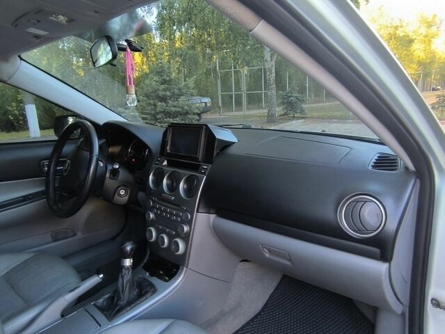 Серый Мазда 6, объемом двигателя 2 л и пробегом 243 тыс. км за 3900 $, фото 16 на Automoto.ua