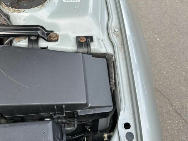 Серый Мазда 6, объемом двигателя 2 л и пробегом 332 тыс. км за 5200 $, фото 8 на Automoto.ua