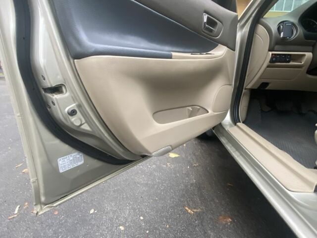 Сірий Мазда 6, об'ємом двигуна 2 л та пробігом 337 тис. км за 4150 $, фото 5 на Automoto.ua