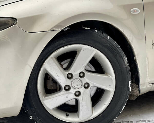 Сірий Мазда 6, об'ємом двигуна 2 л та пробігом 307 тис. км за 2250 $, фото 3 на Automoto.ua