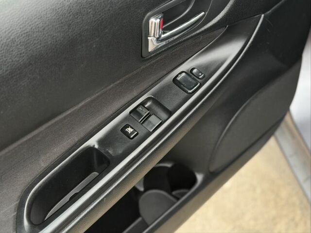 Сірий Мазда 6, об'ємом двигуна 2 л та пробігом 227 тис. км за 4200 $, фото 9 на Automoto.ua