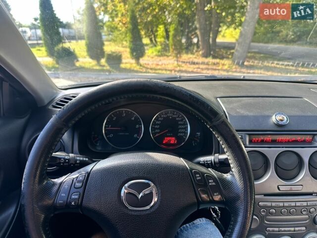Сірий Мазда 6, об'ємом двигуна 2 л та пробігом 331 тис. км за 4200 $, фото 16 на Automoto.ua