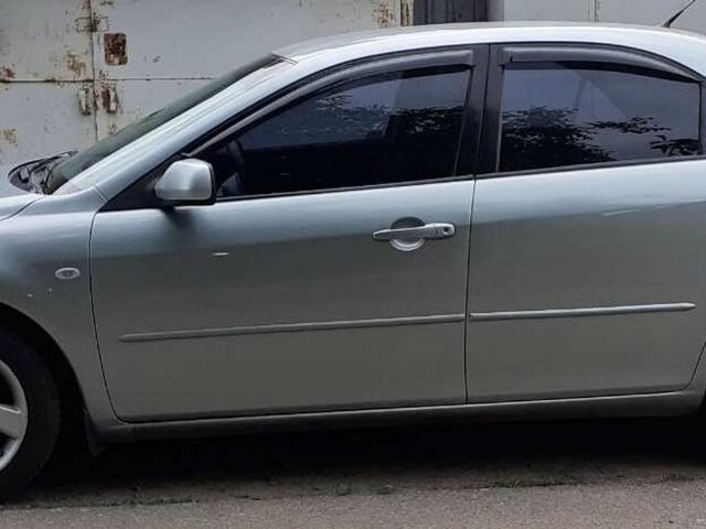 Серый Мазда 6, объемом двигателя 2 л и пробегом 247 тыс. км за 4800 $, фото 2 на Automoto.ua