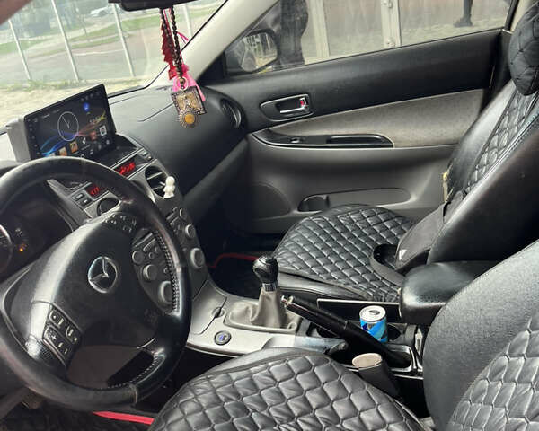 Серый Мазда 6, объемом двигателя 2 л и пробегом 277 тыс. км за 2499 $, фото 13 на Automoto.ua