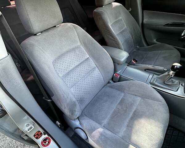 Сірий Мазда 6, об'ємом двигуна 1.8 л та пробігом 234 тис. км за 3300 $, фото 23 на Automoto.ua