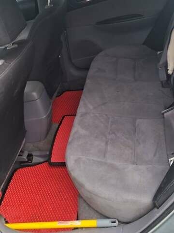 Сірий Мазда 6, об'ємом двигуна 2 л та пробігом 373 тис. км за 2900 $, фото 2 на Automoto.ua