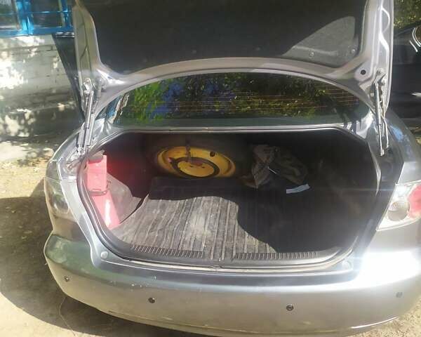 Сірий Мазда 6, об'ємом двигуна 2 л та пробігом 224 тис. км за 4500 $, фото 5 на Automoto.ua
