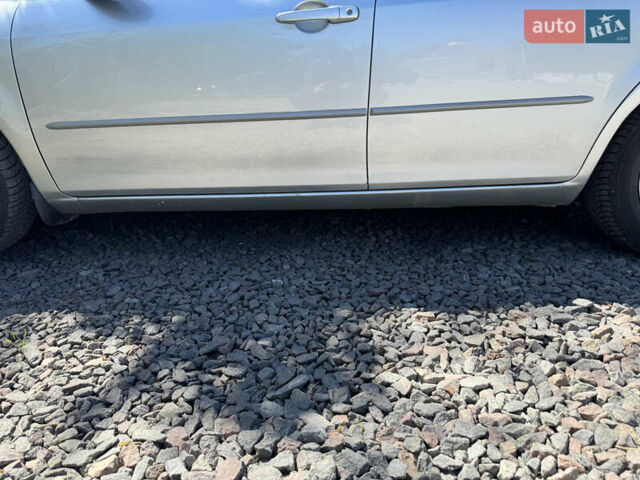 Сірий Мазда 6, об'ємом двигуна 2 л та пробігом 270 тис. км за 5200 $, фото 10 на Automoto.ua