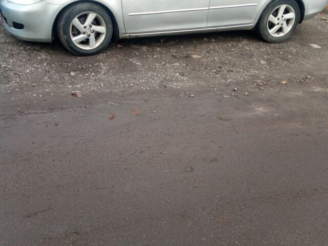 Сірий Мазда 6, об'ємом двигуна 2 л та пробігом 246 тис. км за 4500 $, фото 4 на Automoto.ua