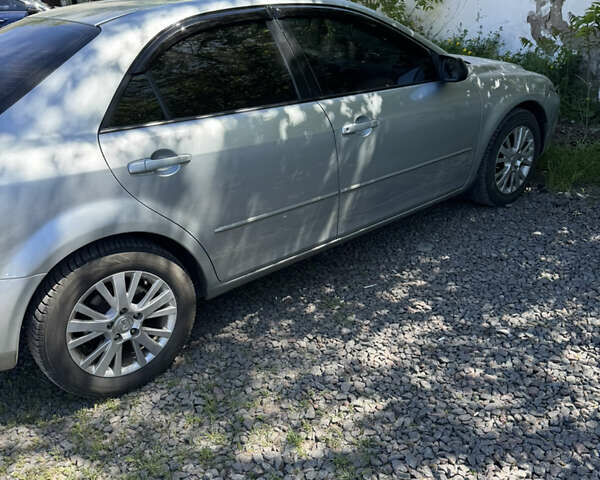 Сірий Мазда 6, об'ємом двигуна 2 л та пробігом 270 тис. км за 5200 $, фото 2 на Automoto.ua