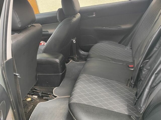 Серый Мазда 6, объемом двигателя 2 л и пробегом 2 тыс. км за 4000 $, фото 8 на Automoto.ua