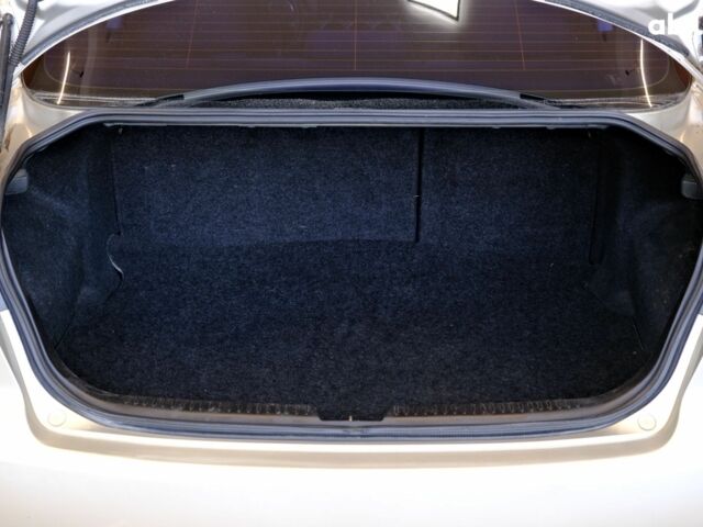 Серый Мазда 6, объемом двигателя 2 л и пробегом 268 тыс. км за 3900 $, фото 8 на Automoto.ua