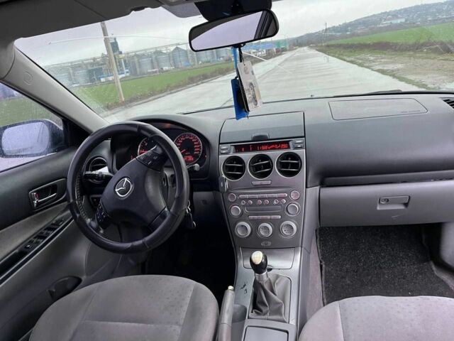 Серый Мазда 6, объемом двигателя 2 л и пробегом 260 тыс. км за 2800 $, фото 7 на Automoto.ua