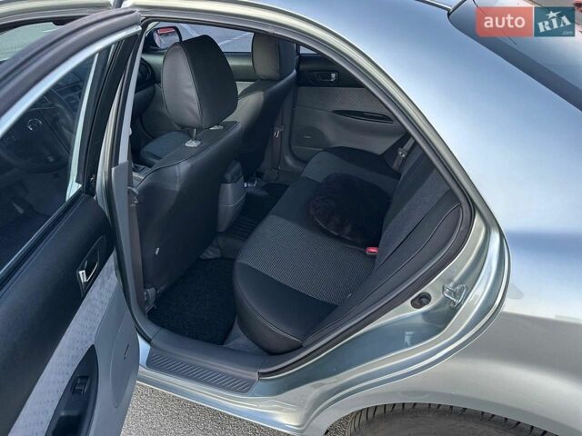 Сірий Мазда 6, об'ємом двигуна 2 л та пробігом 154 тис. км за 4000 $, фото 9 на Automoto.ua
