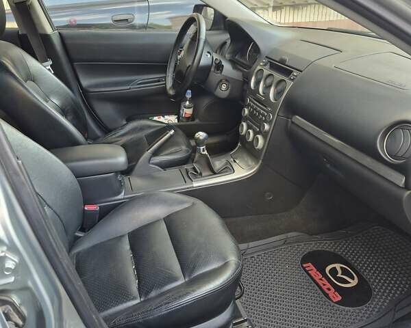Сірий Мазда 6, об'ємом двигуна 2 л та пробігом 296 тис. км за 4000 $, фото 16 на Automoto.ua