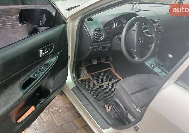 Сірий Мазда 6, об'ємом двигуна 2 л та пробігом 278 тис. км за 3900 $, фото 13 на Automoto.ua