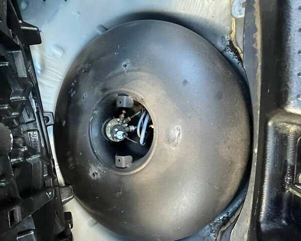 Мазда 6 2005 в Житомире на Automoto.ua Серый Мазда 6, объемом двигателя 2 л и пробегом 154 тыс. км за 5300 $, фото 26 на Automoto.ua