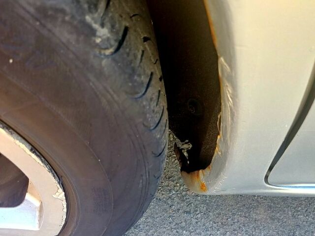 Серый Мазда 6, объемом двигателя 2 л и пробегом 244 тыс. км за 3600 $, фото 5 на Automoto.ua