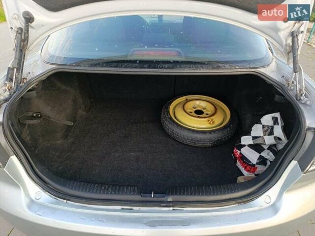 Сірий Мазда 6, об'ємом двигуна 1.8 л та пробігом 256 тис. км за 4500 $, фото 32 на Automoto.ua