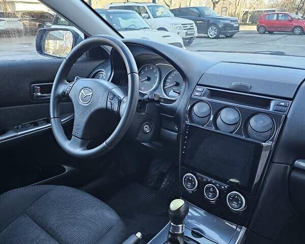 Серый Мазда 6, объемом двигателя 1.8 л и пробегом 250 тыс. км за 2750 $, фото 16 на Automoto.ua