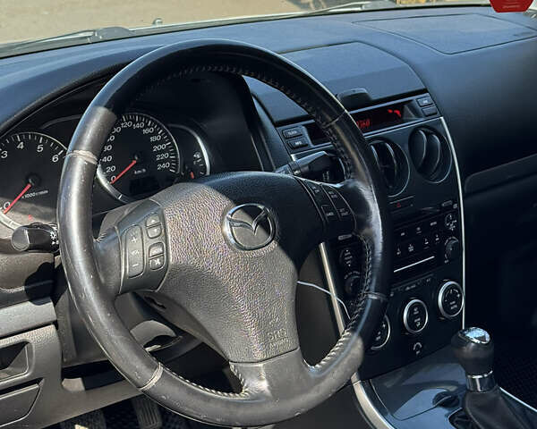 Сірий Мазда 6, об'ємом двигуна 2 л та пробігом 240 тис. км за 4999 $, фото 15 на Automoto.ua
