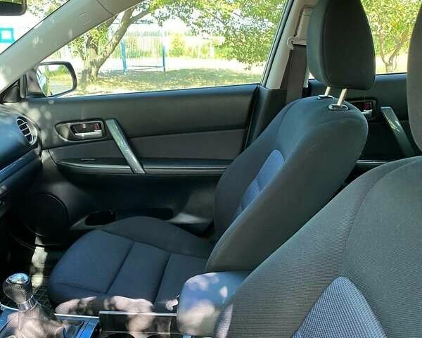 Сірий Мазда 6, об'ємом двигуна 1.8 л та пробігом 216 тис. км за 4050 $, фото 18 на Automoto.ua
