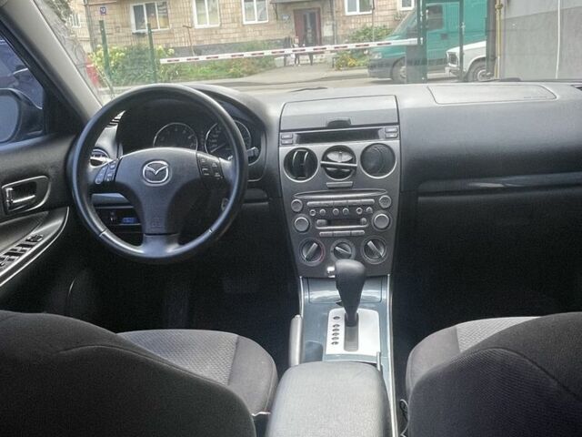 Сірий Мазда 6, об'ємом двигуна 2 л та пробігом 217 тис. км за 2700 $, фото 4 на Automoto.ua