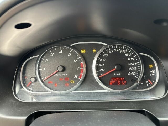 Серый Мазда 6, объемом двигателя 2 л и пробегом 250 тыс. км за 4500 $, фото 15 на Automoto.ua