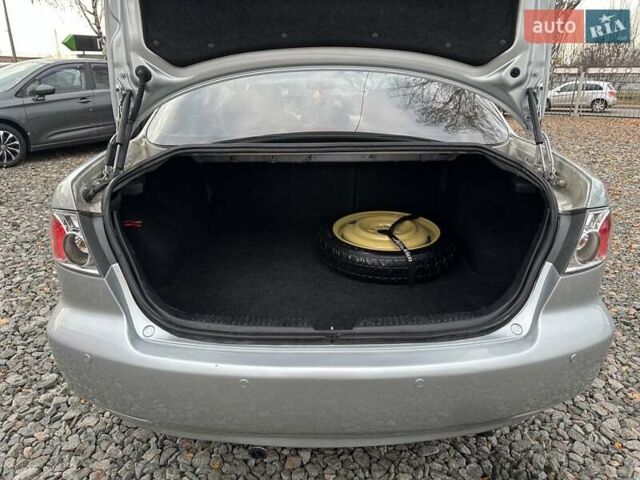 Сірий Мазда 6, об'ємом двигуна 2 л та пробігом 287 тис. км за 5300 $, фото 9 на Automoto.ua