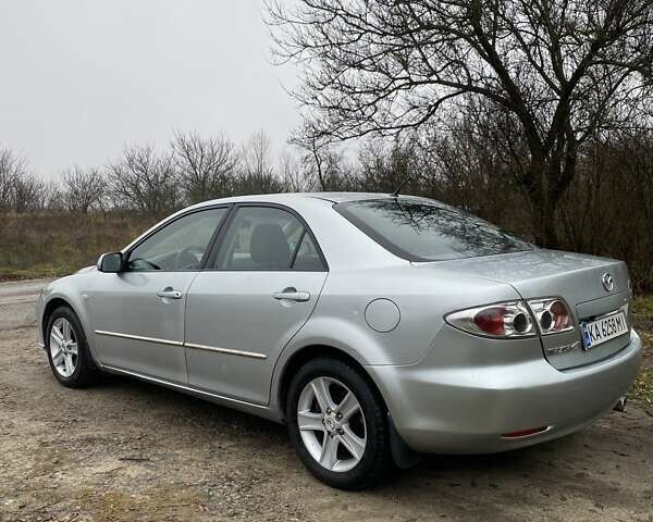 Сірий Мазда 6, об'ємом двигуна 2 л та пробігом 285 тис. км за 4300 $, фото 3 на Automoto.ua