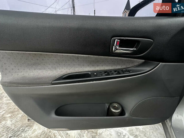 Серый Мазда 6, объемом двигателя 2 л и пробегом 360 тыс. км за 4300 $, фото 12 на Automoto.ua