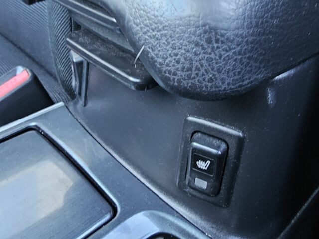 Серый Мазда 6, объемом двигателя 1.8 л и пробегом 200 тыс. км за 2750 $, фото 17 на Automoto.ua