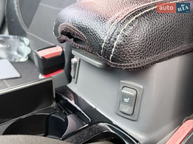 Сірий Мазда 6, об'ємом двигуна 2 л та пробігом 365 тис. км за 4500 $, фото 13 на Automoto.ua